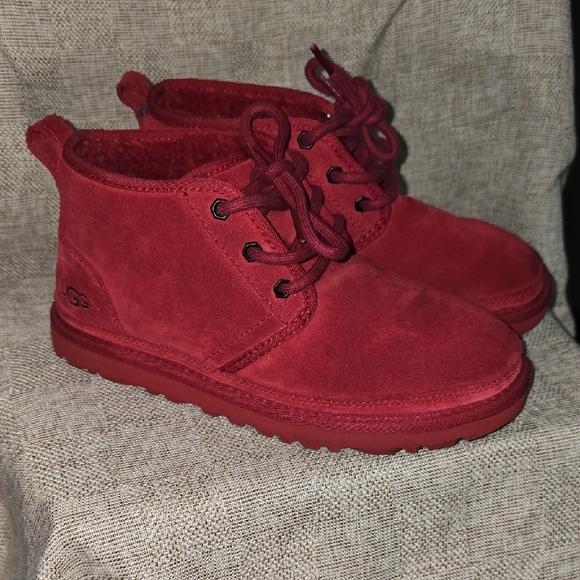 UGG Kids Vibrant Red Boots - Picture 1 of 10